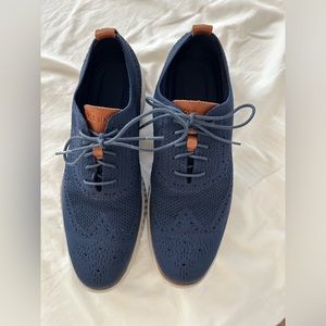 Men’s Cole Haan navy dress athletic shoes